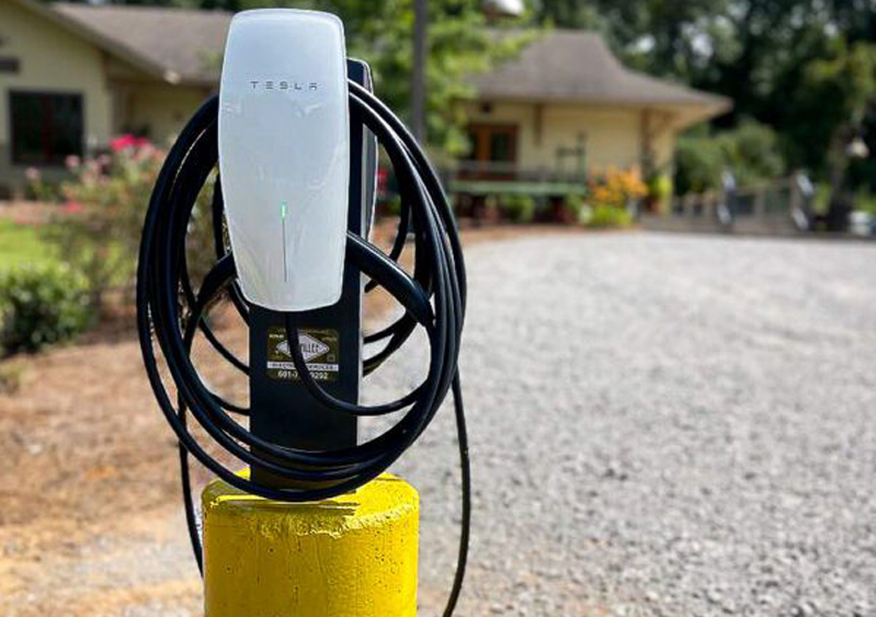 Electric Vehicle Charging Stations Now Available Across Clinton, Mississippi