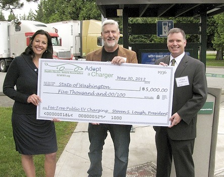 Adopt-A-Charger_WSDOT_check_ceremony-1