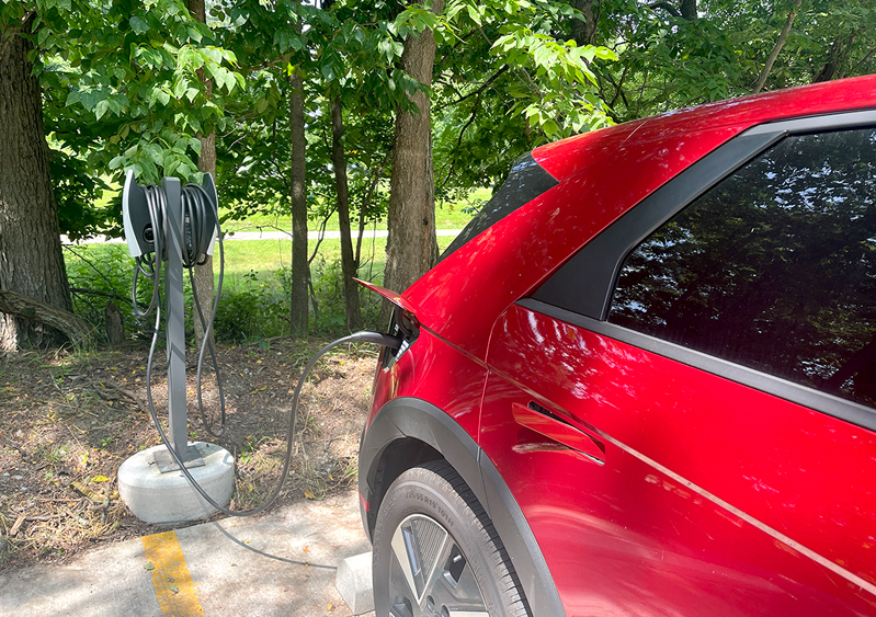 adopt-a-charger-receives-contribution-from-honda-to-install-electric-vehicle-charging-stations-at-glen-helen-nature-preserve
