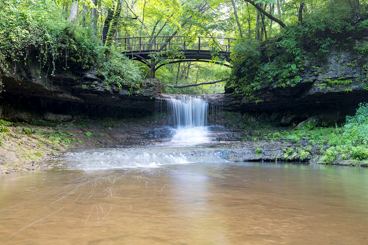 glen-helen-waterfall